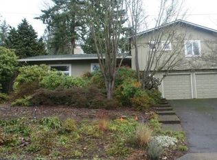 9118 SW 7th Ave, Portland, OR 97219