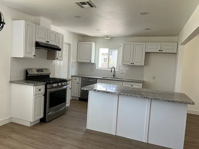 8837 Los Olivas Ct — Photo 5