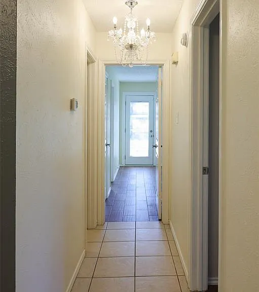 8705 Clearbrook Trl #B — Photo 7