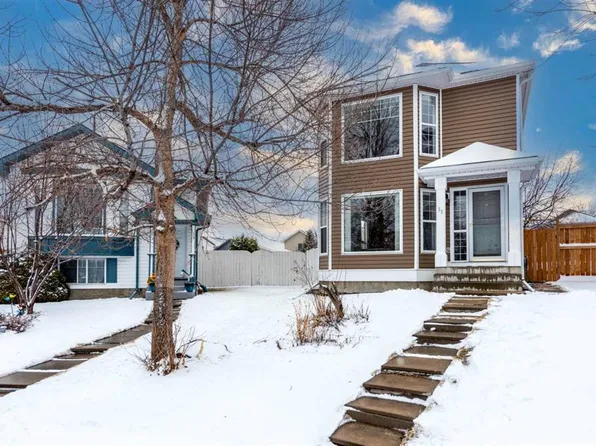 35 N Somervale Pl SW, Calgary, AB T2Y 3J9