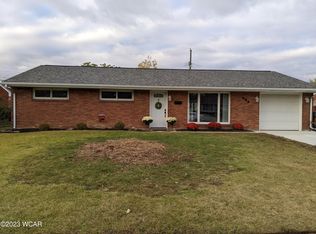 608 Westbrook Dr, Lima, OH