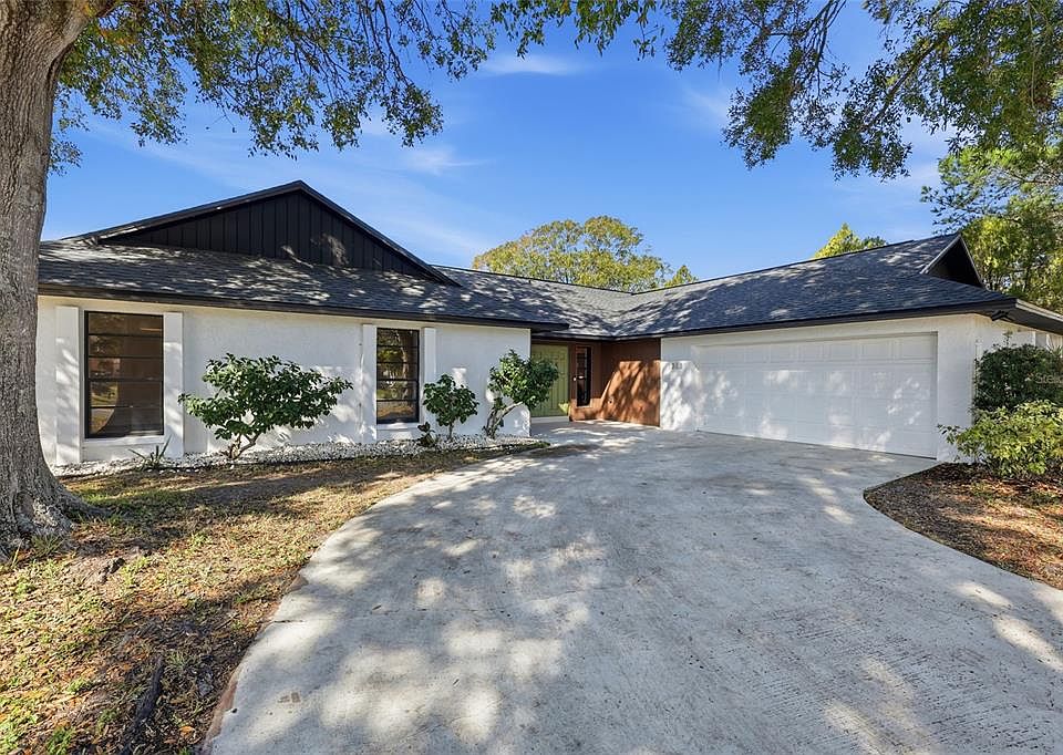 1st image of 1325 Riverside Dr