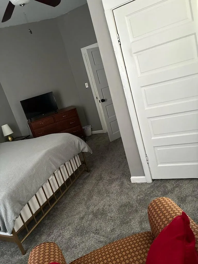 3 bed, 2.0 bath, 2000 sqft, $797 — Photo 3