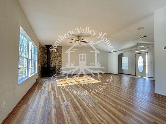 5th image of 190 Dan Sparrow Rd