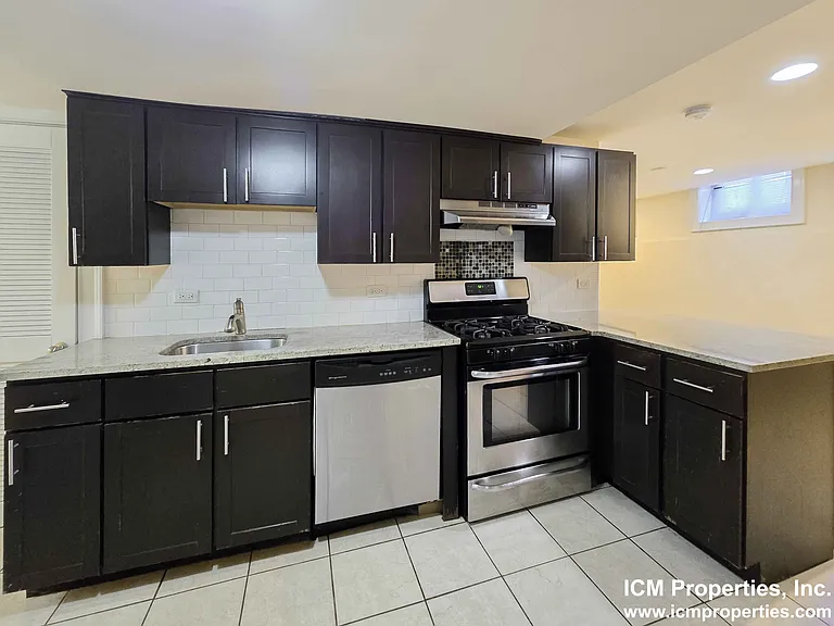 859 W Lill Ave #1 — Photo 1