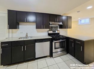 859 W Lill Ave #1, Chicago, IL 60614
