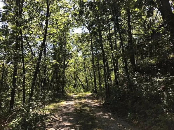 602 E Beverly Dr, Beverly Shores, IN 46301