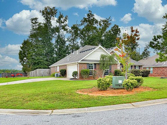 4th image of 398 Clairidge Dr