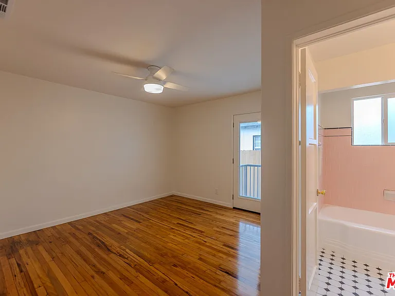 302 N Maple St — Photo 18