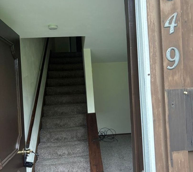 1st image of 649-655 Robbins Station Rd #649
