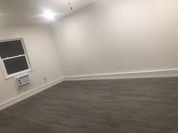 2nd image of 10423 Townley Dr