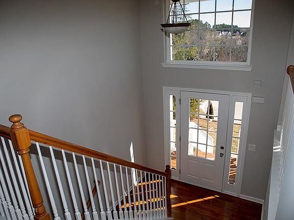 4th image of 6706 Carriage Walk Ln