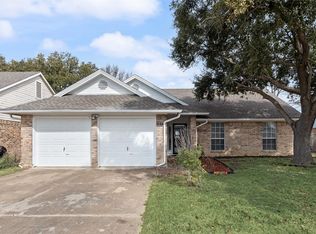 1317 Lakeshore Dr, Irving, TX 75060