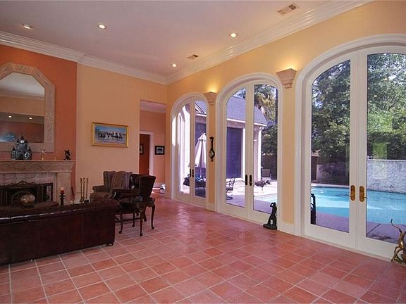 5th image of 2110 Forest Falls Dr