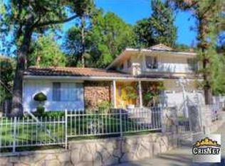 14817 Jadestone Dr, Sherman Oaks, CA 91403