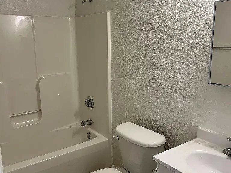 707 Elliott Ln — Photo 19