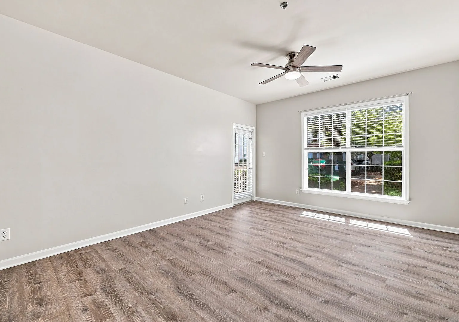 Riverbend Condominiums 270 Riverbend Dr, Unit 2D, Charlottesville, VA 22911 — Photo 3