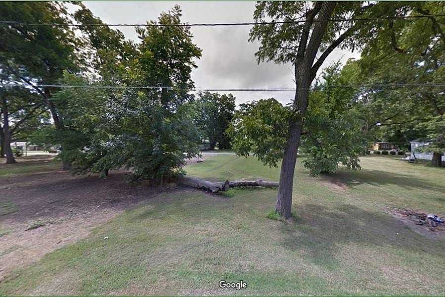 2nd image of Washington St