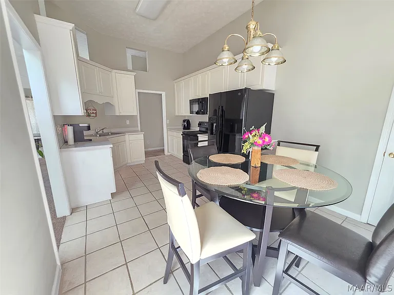 7448 Pinnacle Point — Photo 12