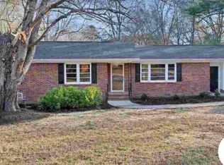 6 Sedgefield Dr, Greenville, SC 29615