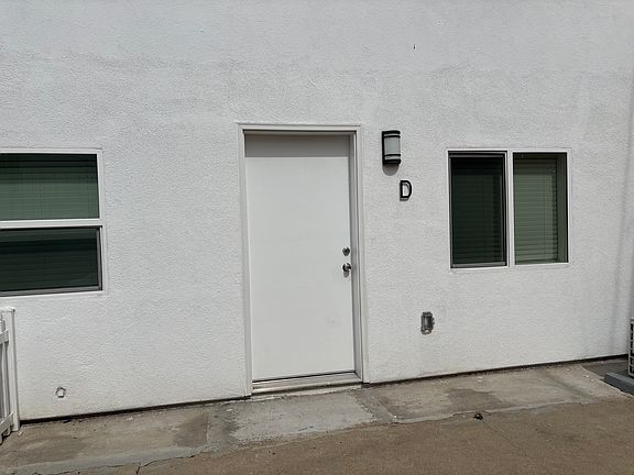 3rd image of 11802 Acacia Ave #D