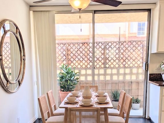 3rd image of 129 Marguerita Ave #J
