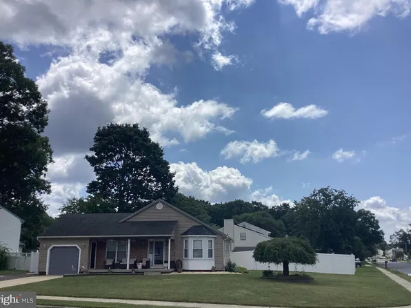 2 Vail Rd, Sicklerville, NJ 08081