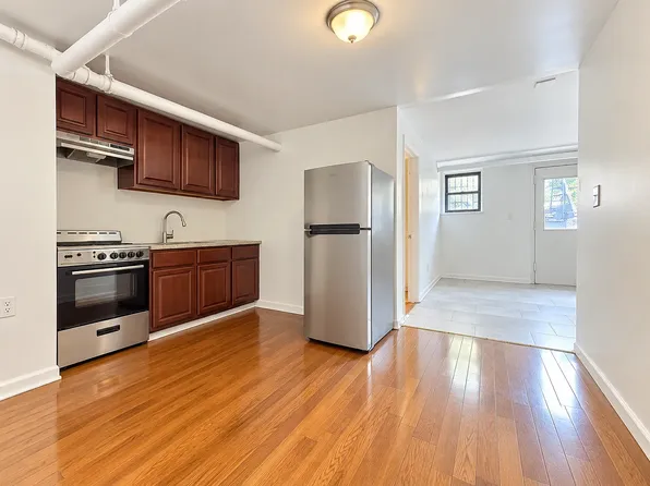 574 Jefferson Ave, Brooklyn, NY