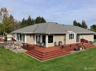 303 Falcon Rd, Sequim, WA 98382