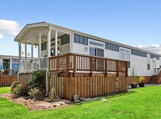 105 Rens Rd #71, Poquoson, VA 23662