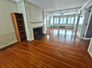 Day Ave, Westfield, MA 01085