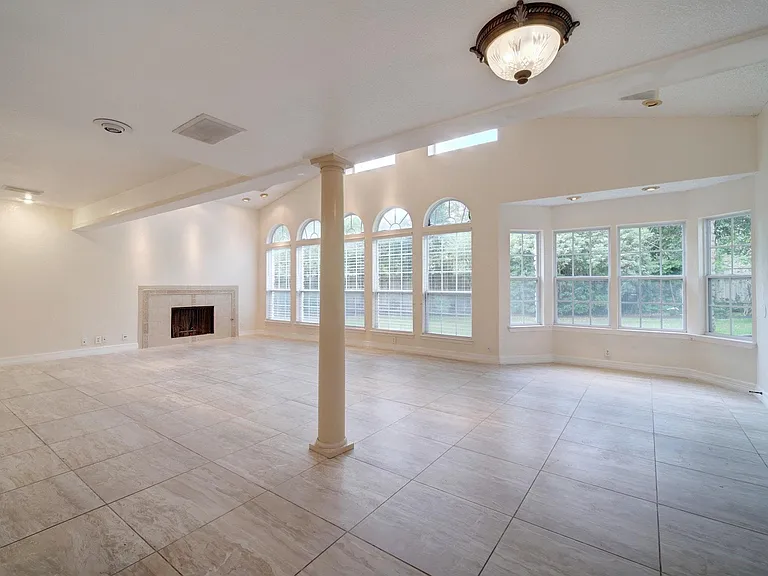 10509 Doering Ln — Photo 35