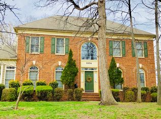 5936 Dorothy Bolton Ct, Alexandria, VA 22310