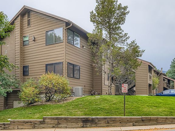 2nd image of 953 Moorings Dr #1