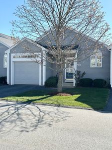 402 Village Ln, Bellingham, MA, 02019