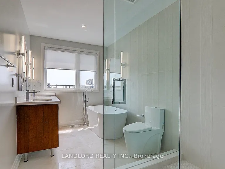 115 Livingstone Ave #UPPER — Photo 37
