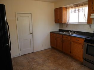 201 N 4th St, De Soto, MO 63020