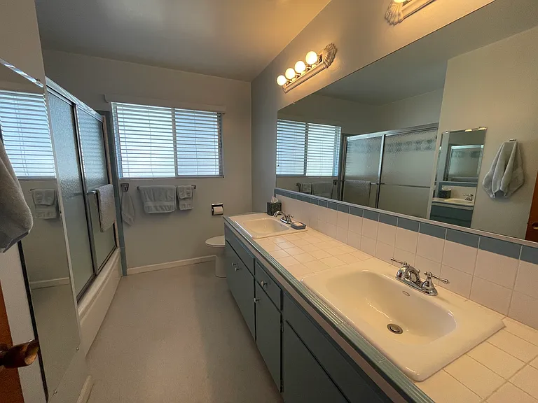 Truman Dr — Photo 6