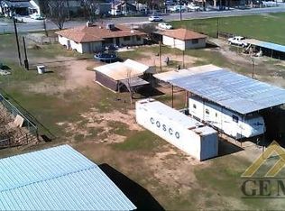 18478 Poplar Ave, Shafter, CA 93263