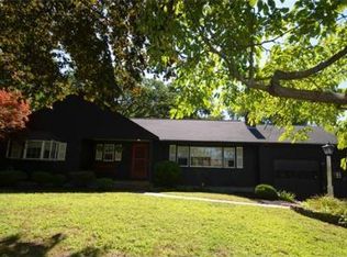 552 Franklin St, Reading, MA 01867