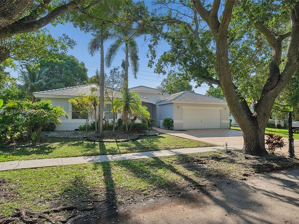 1st image of 2025 SW 90th Ave