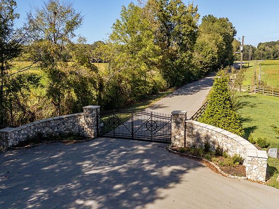 3rd image of 74 Cravens Dr Lot 74