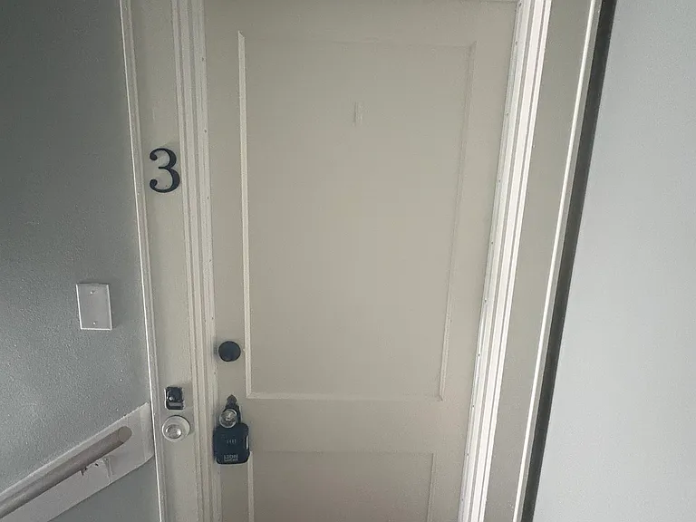 705 Ockley Dr #3 — Photo 14
