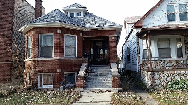 1st image of 4304 N Sacramento Ave