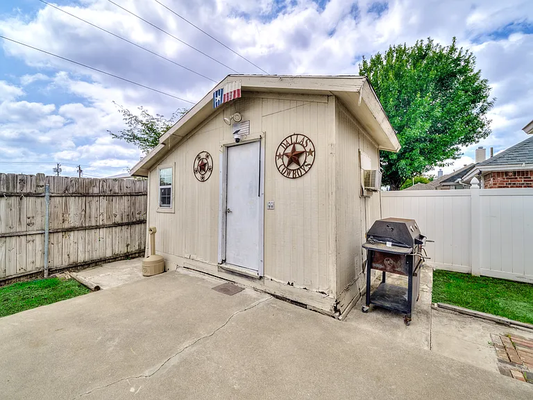 3300 Tommy Hays Dr — Photo 27