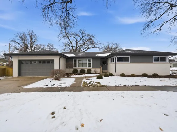 101 W Jackson St, Elmhurst, IL 60126