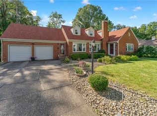 6128 Lundy Ln, Youngstown, OH 44512