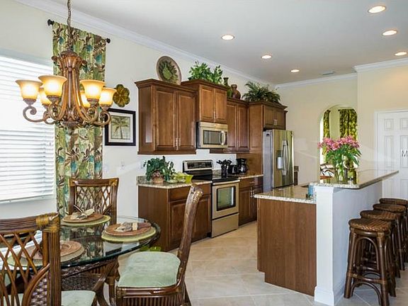 5th image of 177 Palazzo Ct