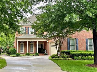 8728 Mariner Dr, Raleigh, NC 27615