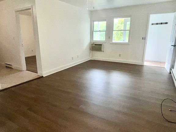 3rd image of 766 Mountain Ave APT 11